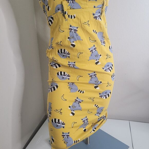 Kimberly Ravenous Raccoons size 4  XS Swing Dress by Collectif sheath open zip - Picture 8 of 14